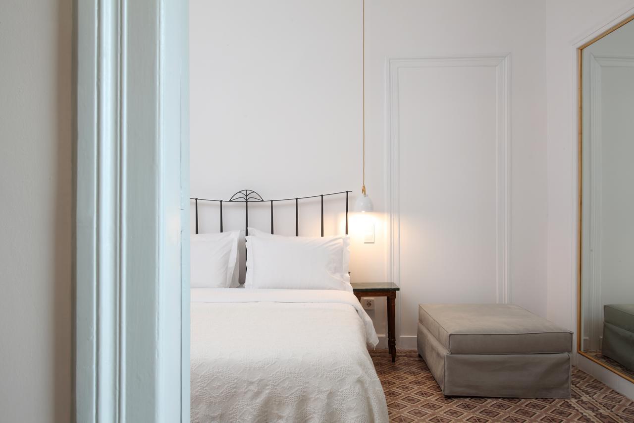 Live In Athens, Thiseio Historic House Экстерьер фото