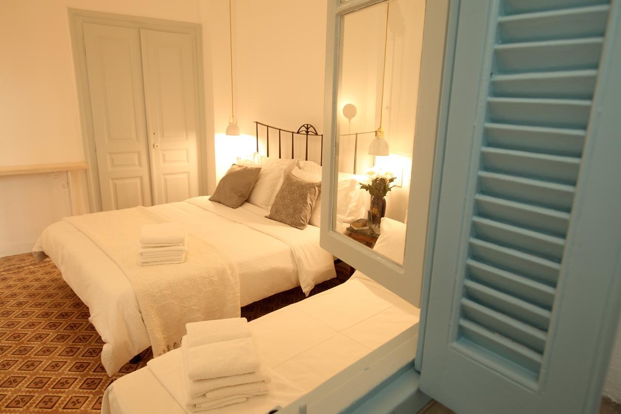 Live In Athens, Thiseio Historic House Экстерьер фото