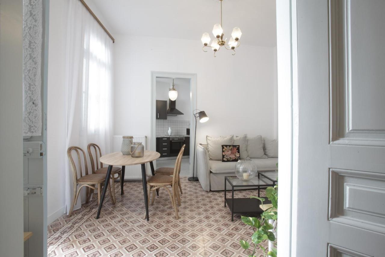 Live In Athens, Thiseio Historic House Экстерьер фото